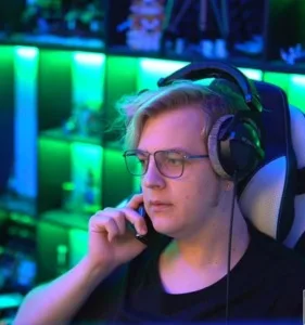 Стример - фото