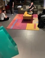 🤔 Buster подарил Limba часы Rolex на день рождения