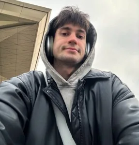 🥳 Qbaxa празднует сегодня свой День Рождения, ему исполняется 24 года