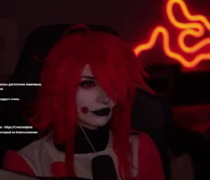 🎵 NelyaRay сделала косплей на Ниффти из мультсериала «Отель Хазбин»