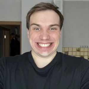 У Sasavot сегодня День Рождения, ему исполняется 26 лет 🎉