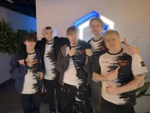 WW TEAM впервые выиграли LAN-турнир и увозят с собой $20.000✨ Финал завершился со счетом 3:2 в потной борьбе п