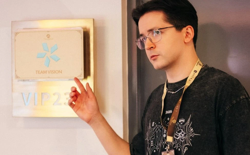 Recrent разблокировали на Twitch спустя три дня