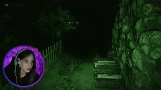 Когда попыталась обмануть скримак и спрятаться в туалете)) Но у нас не проскочишь!)