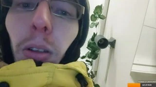 ПОДОШЛА НАЧАЛА ТРОГАТЬ МЕЛАДЗЕ