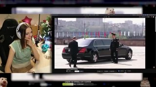 стримит ради донатов