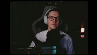 что делает кот, когда чешется нос