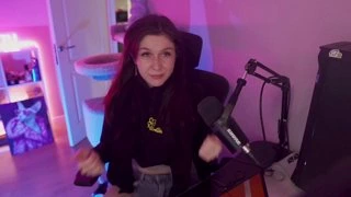 меряем кофточку)