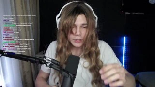 Ника не выдержала