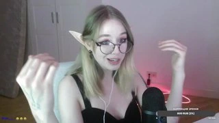 всё ещё учусь играть в лол