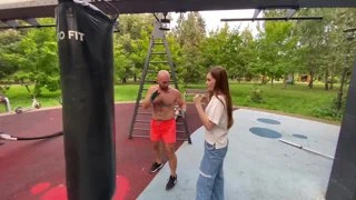 первый удар