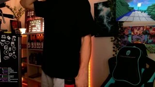 СТРИМЛЮ ИЗ КОФЕЙНИ