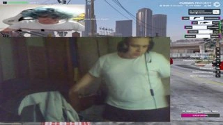 КАК ЖЕ ОН ЧУВСТВУЕТ 