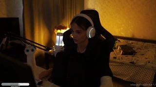 парня нет !