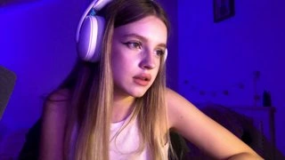 матюкаться может