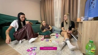 У Лены ломка по Славику