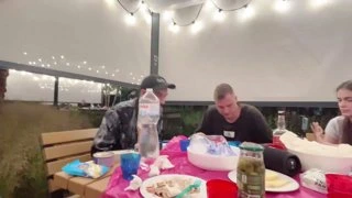 А ТЫ КАК ТУТ ОКАЗАЛАСЬ?