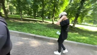 НЕ СМОТРЮ КУДА ИДУ 👀