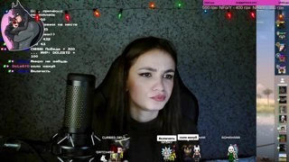 Надо наушники по больше 