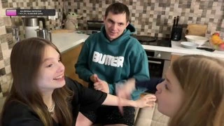 повар мишлен готовит пиццу ;) !тг !бан