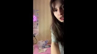 клеим постеры