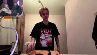 Бульон до 1 фев. Сегодня 12 если че