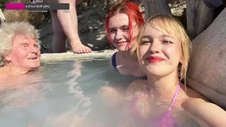 дедуля поет серенады