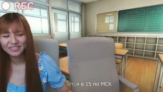 Близняшки японочки стримят вместе 🥰