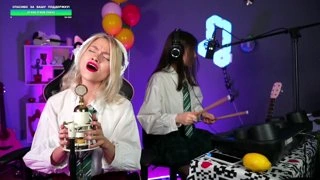 Три полоски=)