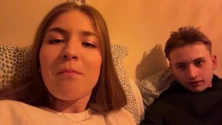смотрим беременна в 16