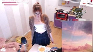 [RU/ENG] поля бушует лапками на кухне ^-^