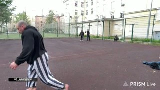 малому прилетело