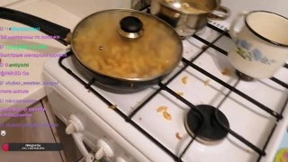 Кошка жена ножки