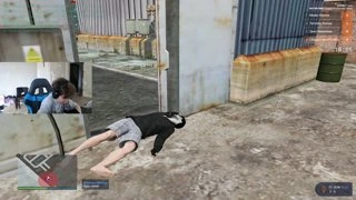 ща покажу как папа на ревиках играет