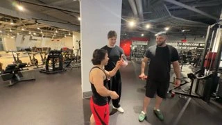 ХАМЗАТ И МИНИ ХАЛК ДЕЛАЮТ ВЕСЬ БЛОК НА ТРЦЕПС