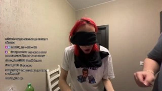 ОНА РАЗГОВАРИВАЕТ