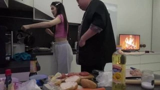куда смотрим аааа))))))))