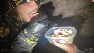Пикник в землянке при -5 градусов