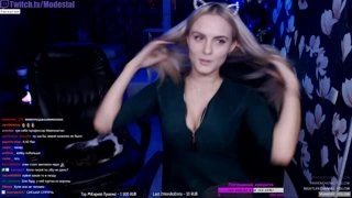 я побежала